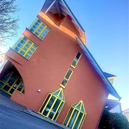 Krystall Hotel フィルダーシュタット エクステリア 写真