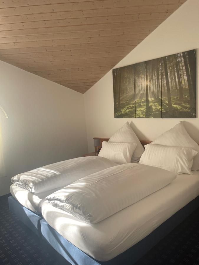 Krystall Hotel フィルダーシュタット エクステリア 写真